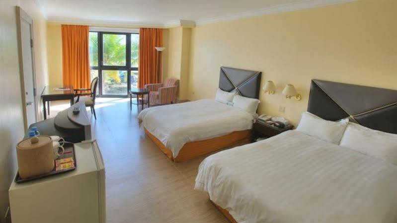 Royal Orchid Hotel Guam Tamuning Eksteriør billede